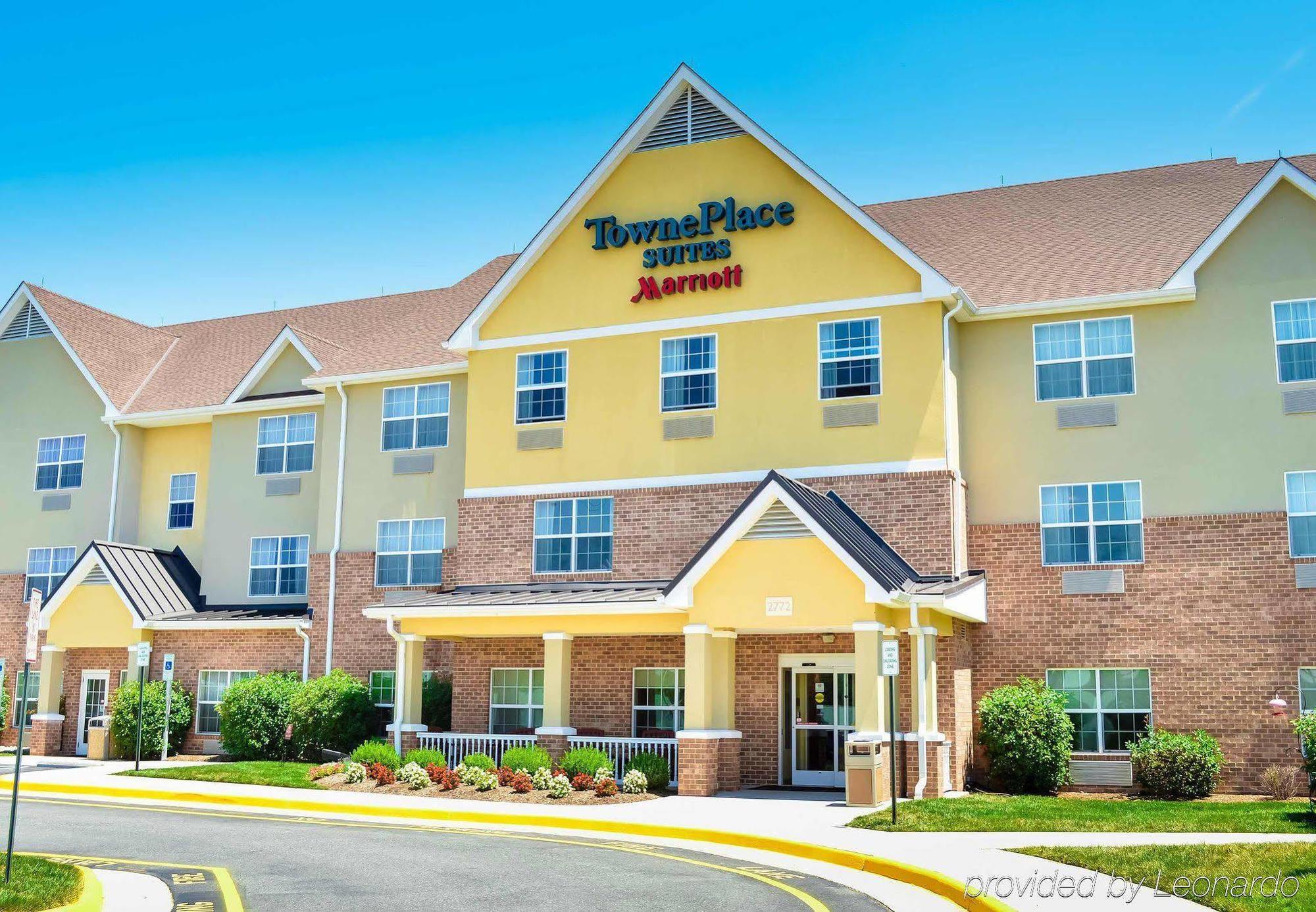 Towneplace Suites Stafford Extérieur photo