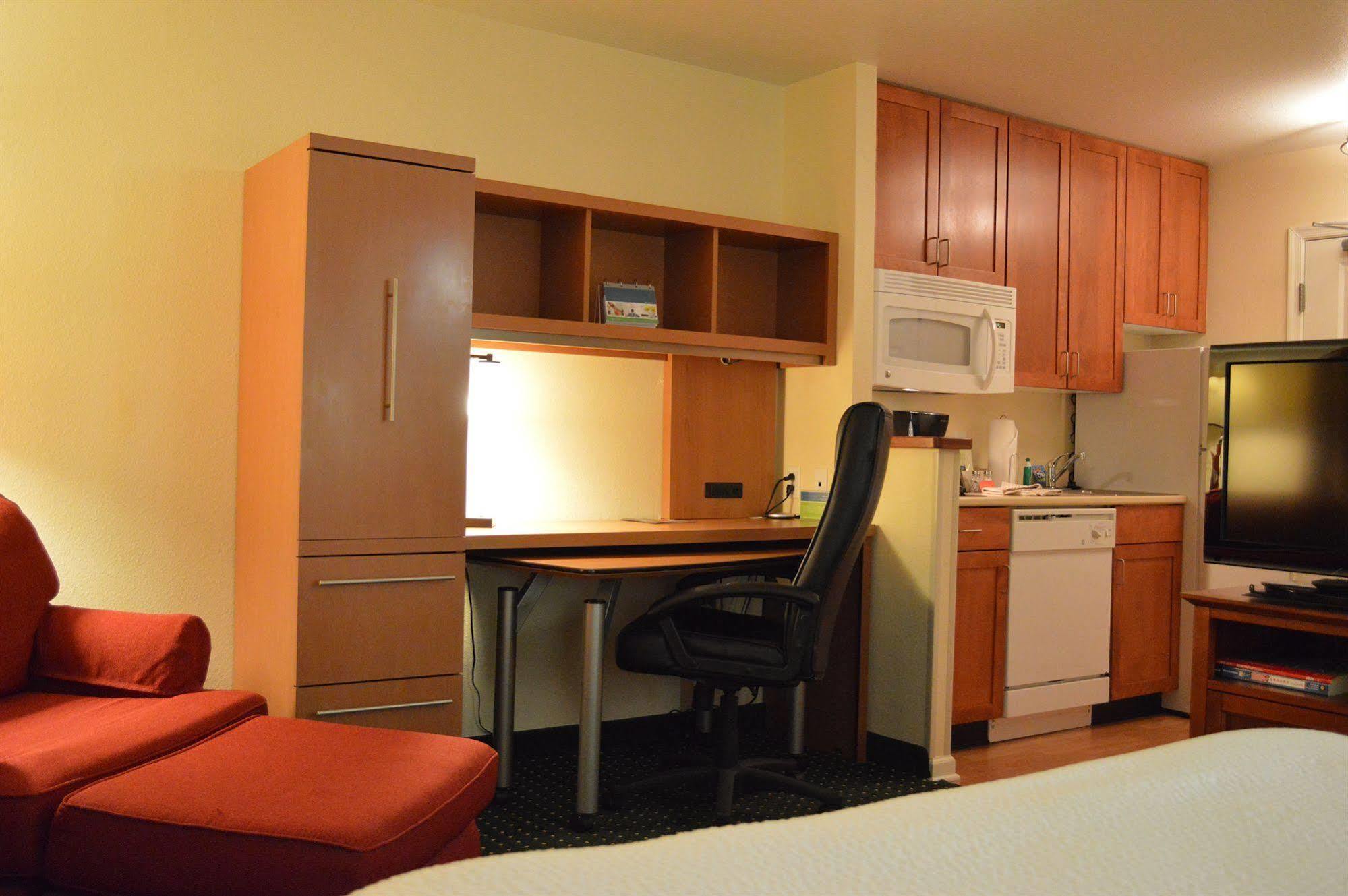 Towneplace Suites Stafford Extérieur photo